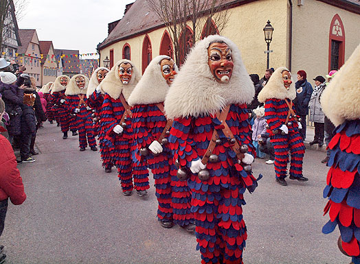 








Großer Umzug




