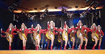 Der Marsch des AHA Ballettes